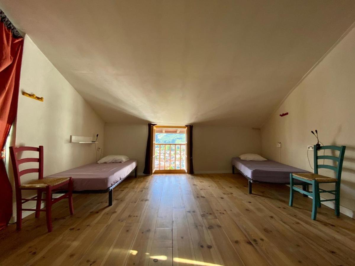 Hostel De La Porte Jacques: A For Pilgrims Saint-Jean-Pied-de-Port